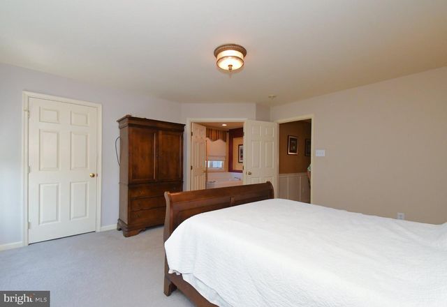 4528 DEEP GLEN WAY, Doylestown, PA 18902