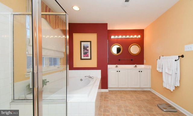4528 DEEP GLEN WAY, Doylestown, PA 18902