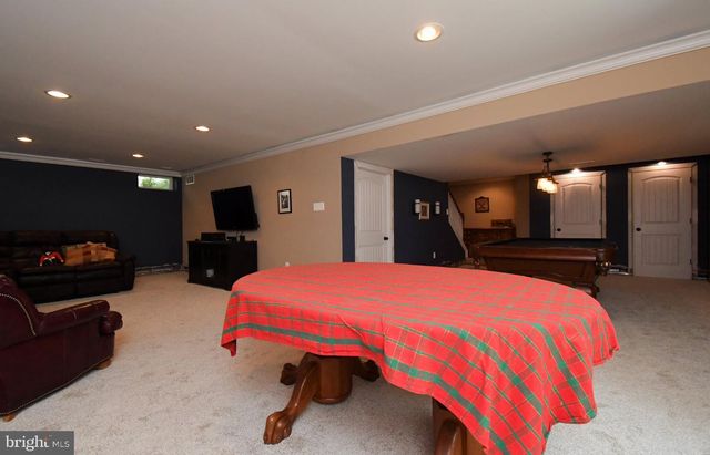 4528 DEEP GLEN WAY, Doylestown, PA 18902