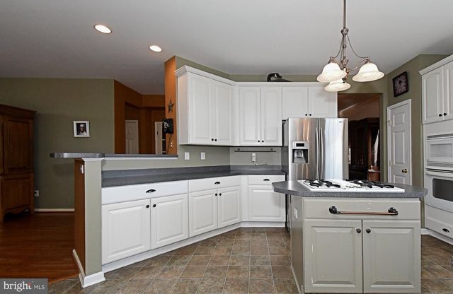 4528 DEEP GLEN WAY, Doylestown, PA 18902