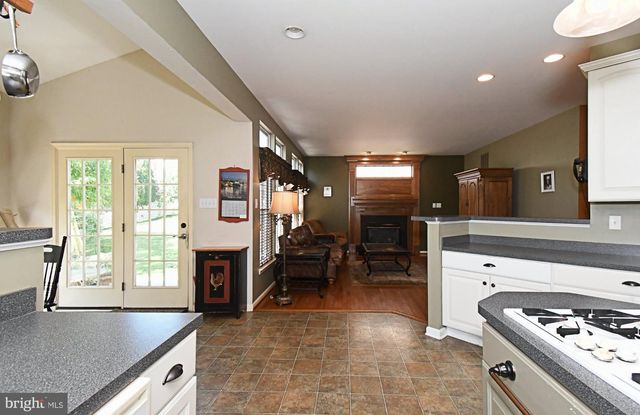 4528 DEEP GLEN WAY, Doylestown, PA 18902