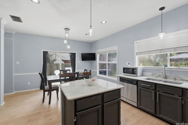 12215 Stable Knoll, San Antonio, TX 78249