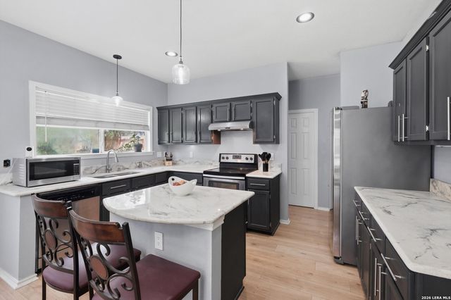 12215 Stable Knoll, San Antonio, TX 78249