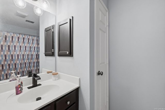 12215 Stable Knoll, San Antonio, TX 78249