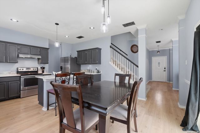 12215 Stable Knoll, San Antonio, TX 78249