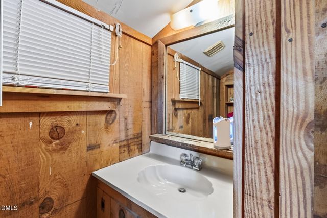 100 Morrison Drive, Smithfield, NC 27577