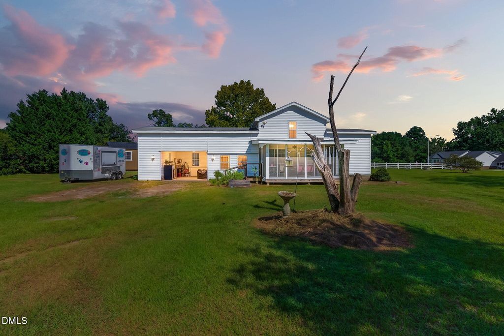 100 Morrison Drive, Smithfield, NC 27577