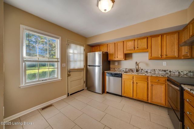 2007 Japonica Way, Louisville, KY 40242