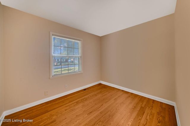 2007 Japonica Way, Louisville, KY 40242