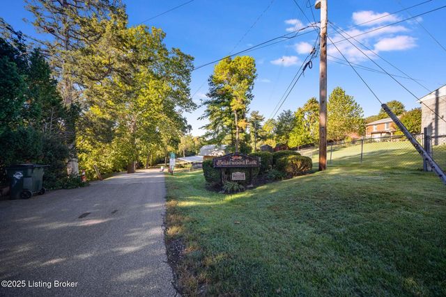 2007 Japonica Way, Louisville, KY 40242