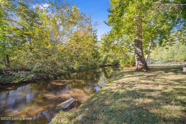 2007 Japonica Way, Louisville, KY 40242