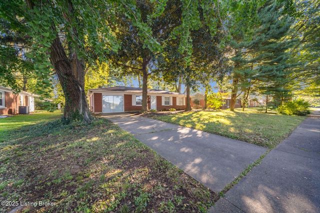 2007 Japonica Way, Louisville, KY 40242
