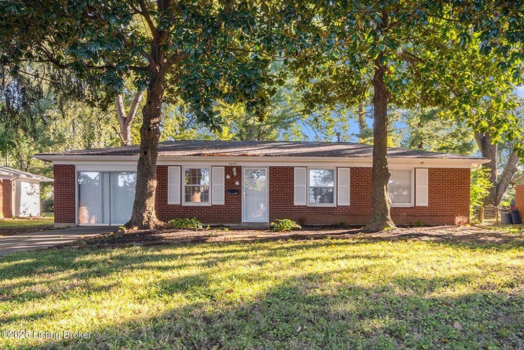 2007 Japonica Way, Louisville, KY 40242