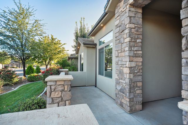 3859 RACHEL DR, Santa Clara, UT 84765