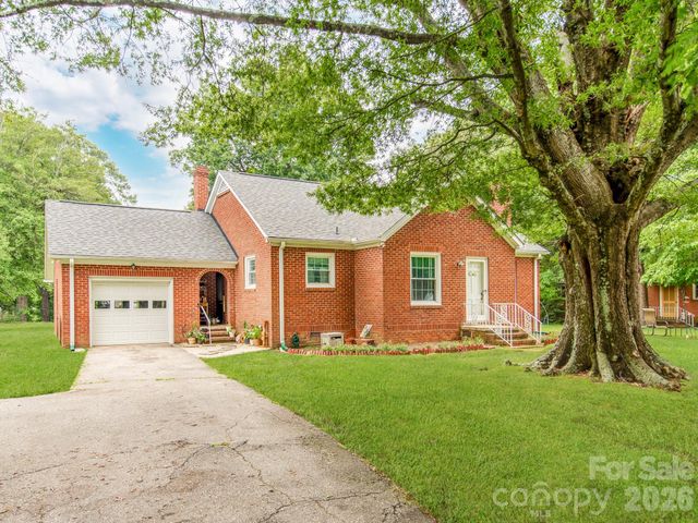 1281 Old Charlotte Road, Concord, NC 28027
