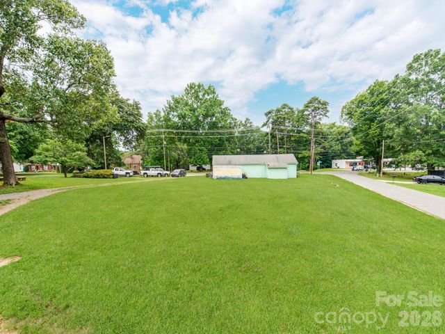 1281 Old Charlotte Road, Concord, NC 28027