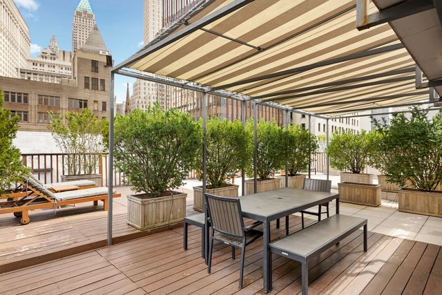 120 Greenwich St Apt 8H, New York City, NY 10006