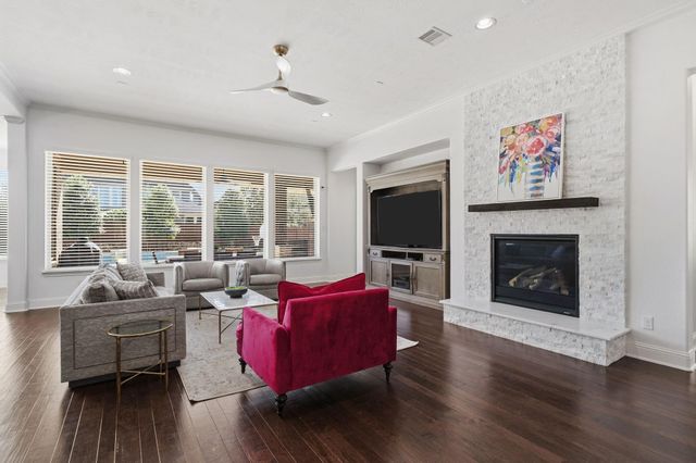 55 Adrianna Path Drive, Missouri City, TX 77459