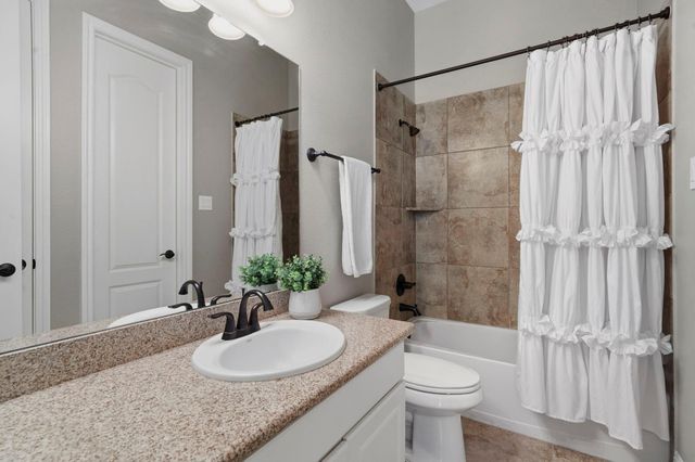 55 Adrianna Path Drive, Missouri City, TX 77459