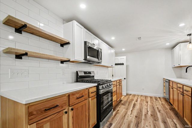 10501 Jefferson Road, Osceola, IN 46561