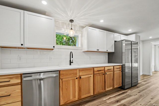10501 Jefferson Road, Osceola, IN 46561