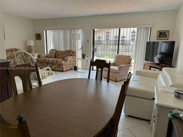 3817 SW 82nd Ave IX-46, Miami, FL 33155