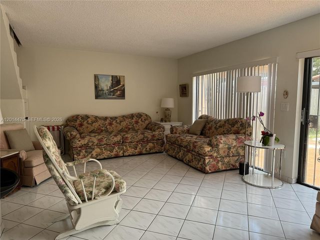 3817 SW 82nd Ave IX-46, Miami, FL 33155