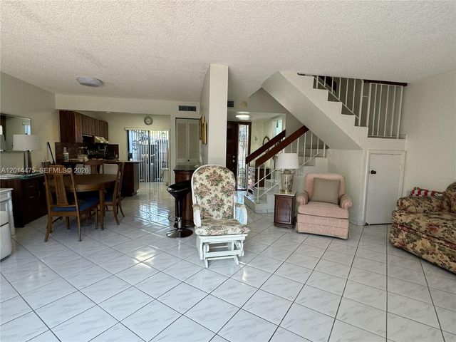 3817 SW 82nd Ave IX-46, Miami, FL 33155