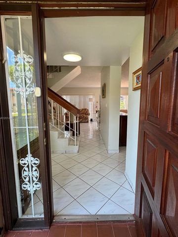 3817 SW 82nd Ave IX-46, Miami, FL 33155