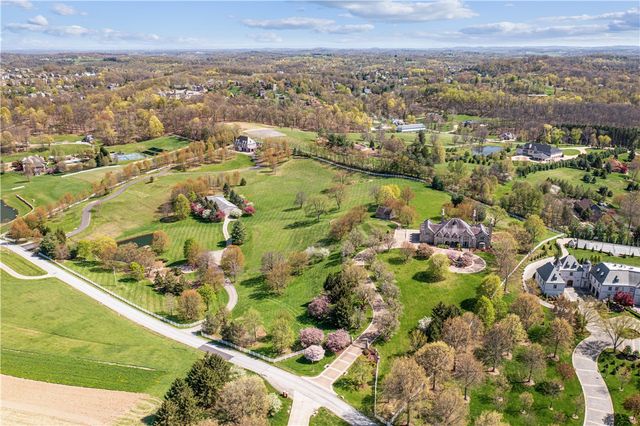 152 Justabout Rd, Peters Twp, PA 15367