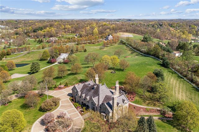 152 Justabout Rd, Peters Twp, PA 15367