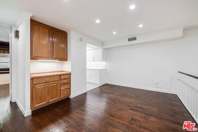 9507 W Olympic Boulevard, Beverly Hills, CA 90212