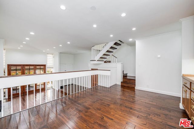 9507 W Olympic Boulevard, Beverly Hills, CA 90212