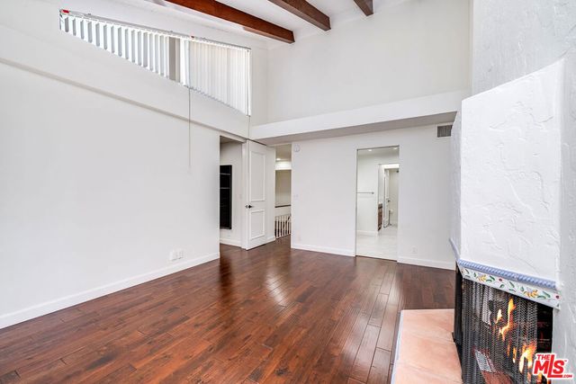 9507 W Olympic Boulevard, Beverly Hills, CA 90212