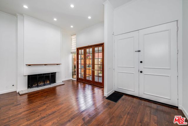 9507 W Olympic Boulevard, Beverly Hills, CA 90212