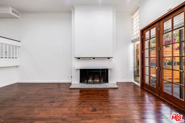 9507 W Olympic Boulevard, Beverly Hills, CA 90212