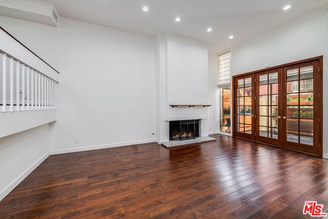 9507 W Olympic Boulevard, Beverly Hills, CA 90212