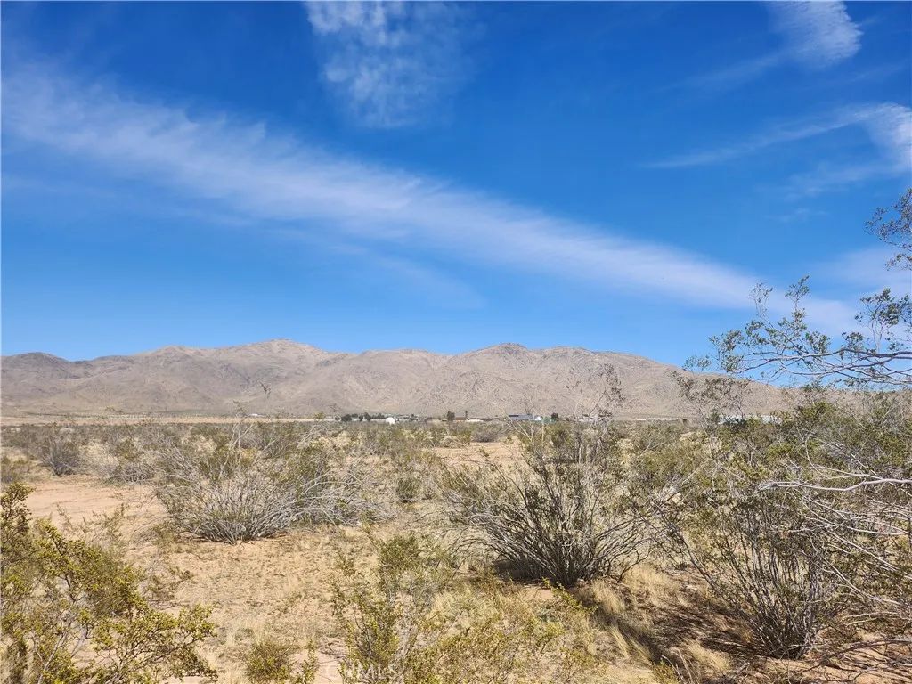 0 Laguna Seca, Apple Valley, CA 92308