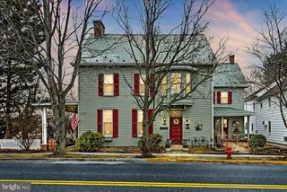 18 E MAIN STREET, Fairfield, PA 17320