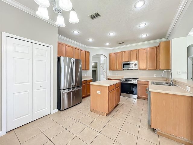 2600 LUTZA WAY, Kissimmee, FL 34746