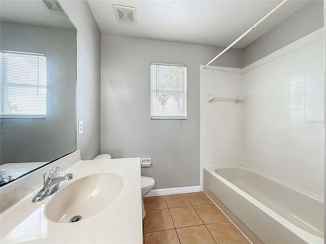 2600 LUTZA WAY, Kissimmee, FL 34746