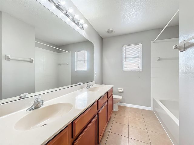 2600 LUTZA WAY, Kissimmee, FL 34746