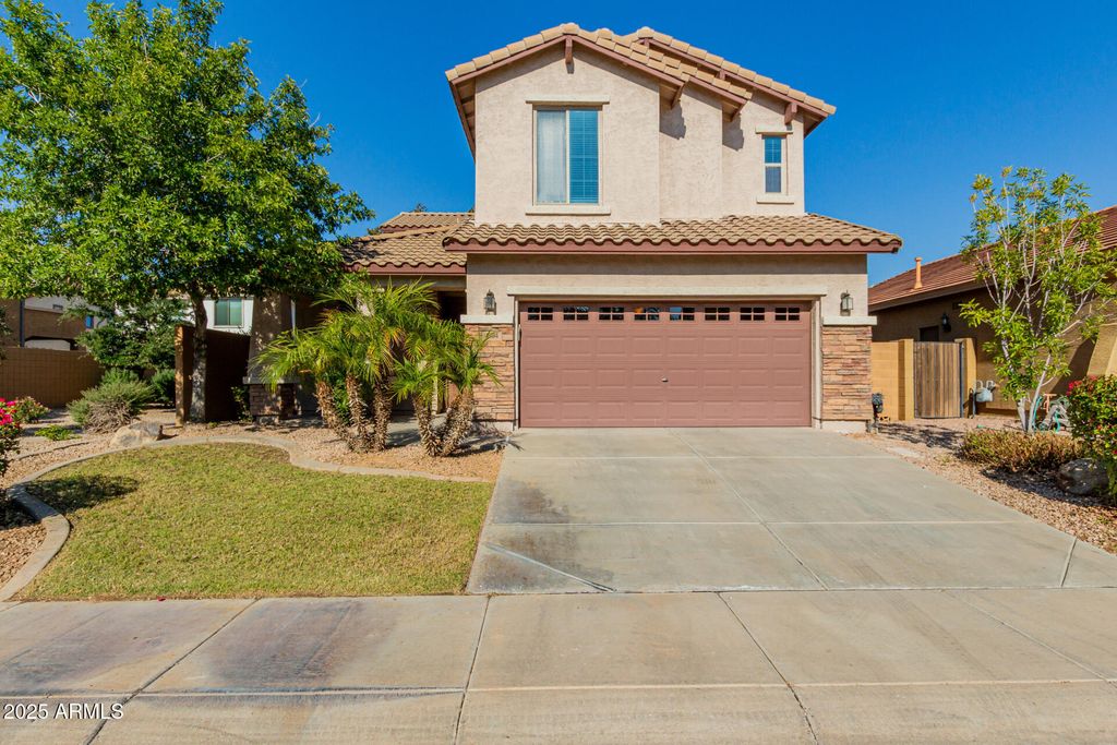 4104 E BELLERIVE Drive, Chandler, AZ 85249