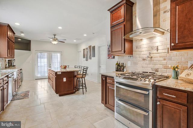 201 CHARLES RD, Linthicum Heights, MD 21090