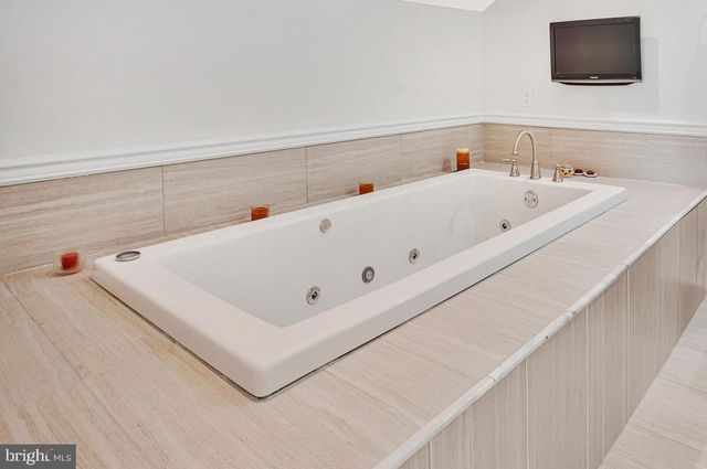 201 CHARLES RD, Linthicum Heights, MD 21090