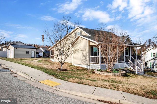 201 CHARLES RD, Linthicum Heights, MD 21090