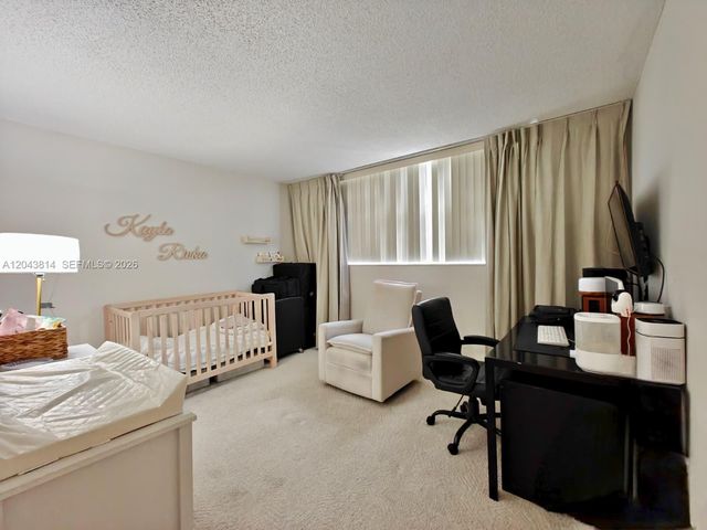 400 NE 12th Ave 306, Hallandale Beach, FL 33009