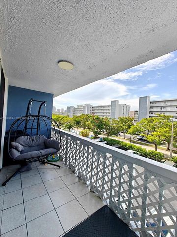 400 NE 12th Ave 306, Hallandale Beach, FL 33009
