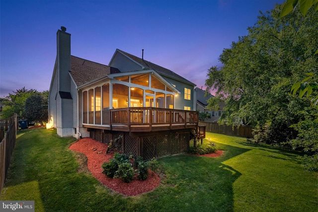 2626 IRON FORGE RD, Herndon, VA 20171