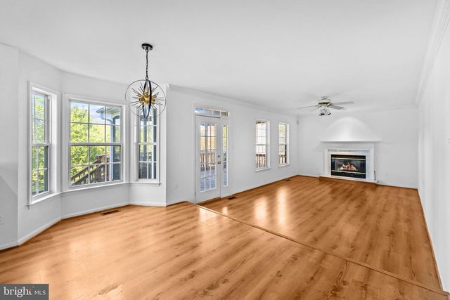 2626 IRON FORGE RD, Herndon, VA 20171
